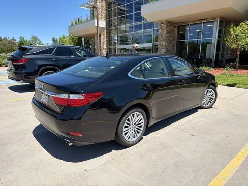 Used 2014 Lexus ES 350 w/ Premium Package FWD image 3