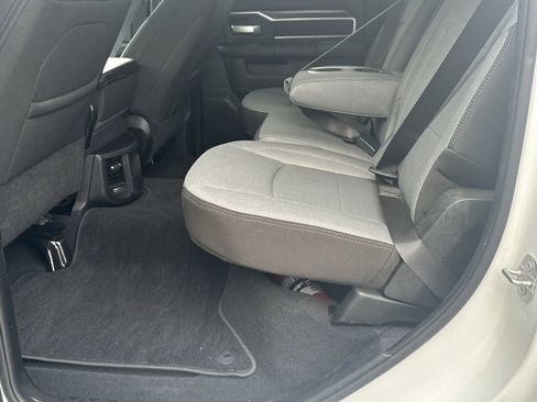 Used 2024 RAM 3500 Big Horn image 21