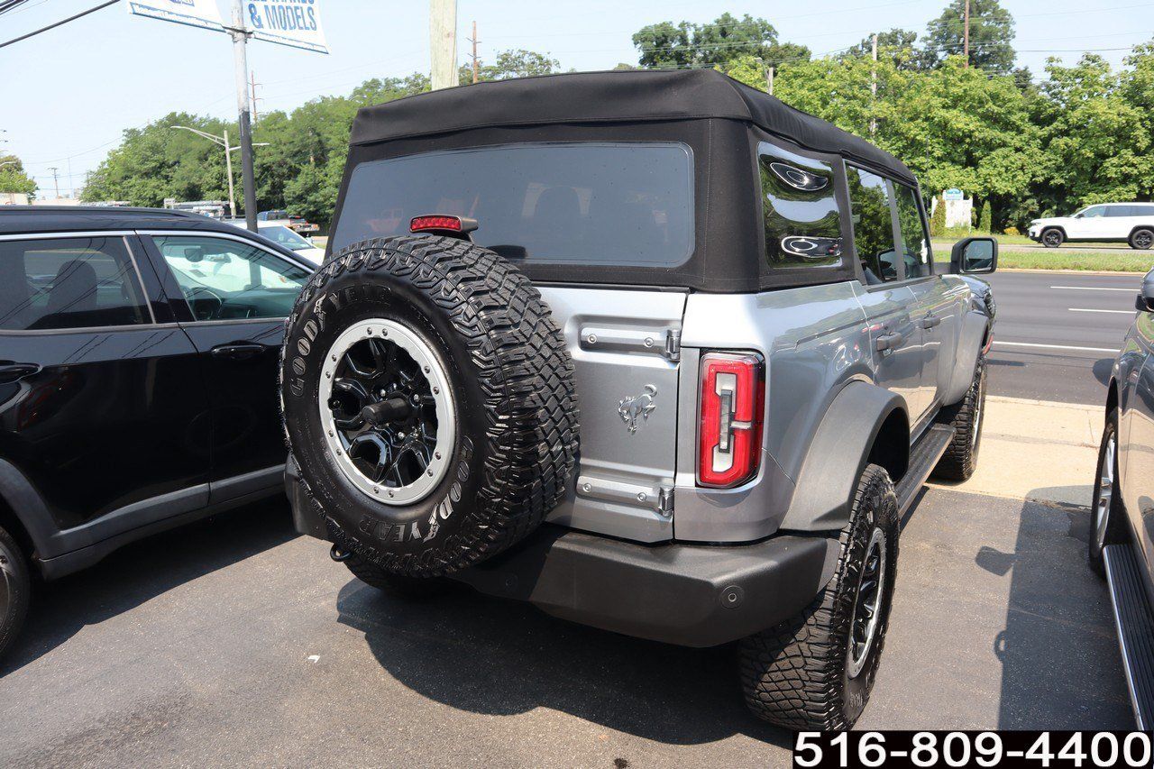 Used 2023 Ford Bronco Big Bend w/ Sasquatch Package AWD/4WD image 5