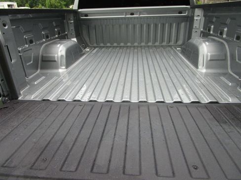 Used 2025 GMC Sierra 1500 Pro w/ Pro Value Package RWD image 14