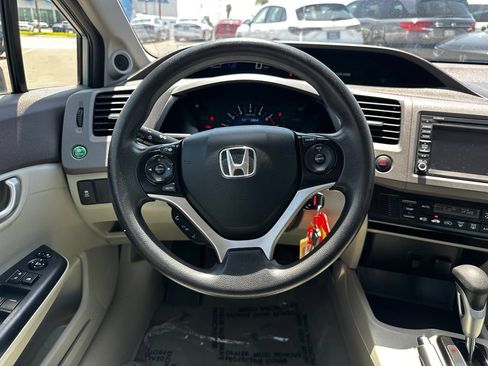 Used 2012 Honda Civic Hybrid Sedan image 18