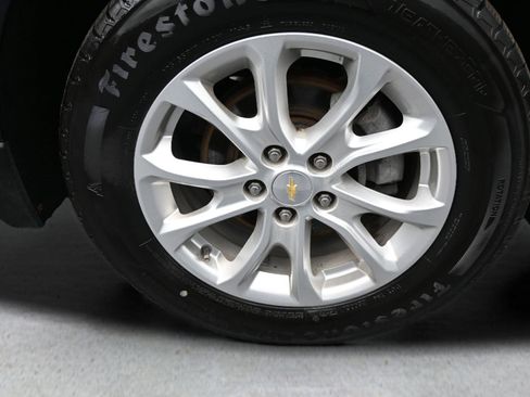 Used 2021 Chevrolet Equinox LS image 23