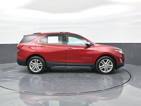 Used 2018 Chevrolet Equinox Premier image 8
