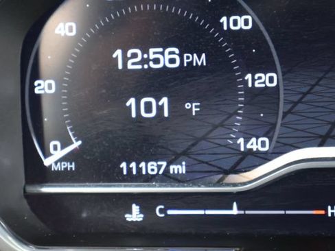 Used 2022 GMC Sierra 1500 Denali RWD image 28