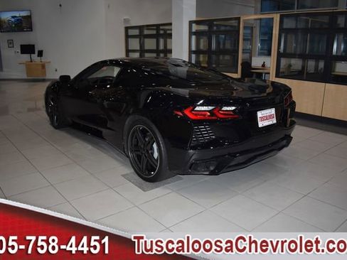 Used 2024 Chevrolet Corvette Stingray Preferred Cpe w/ Body-Color Dual Roof Package image 5