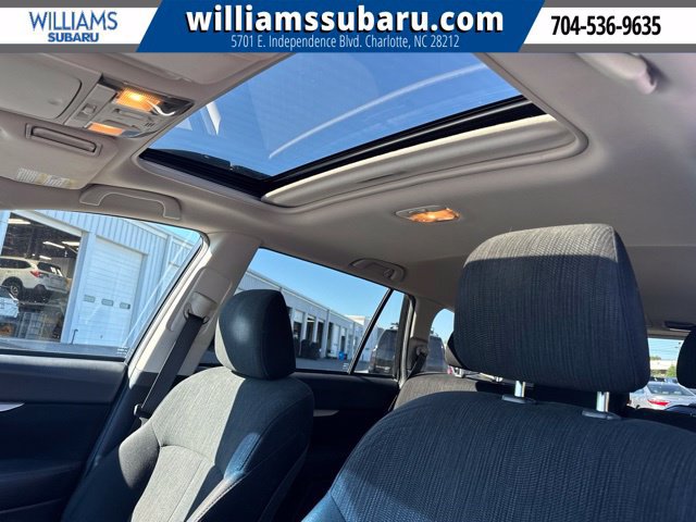 Used 2014 Subaru Outback 2.5i Premium w/ Moonroof Package AWD/4WD image 16