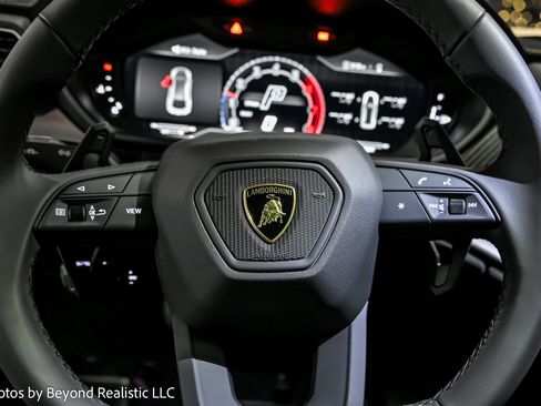Used 2024 Lamborghini Urus Performante image 27