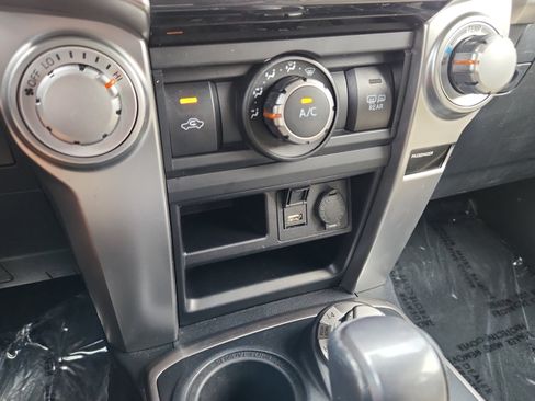 Used 2022 Toyota 4Runner SR5 Premium AWD/4WD image 12