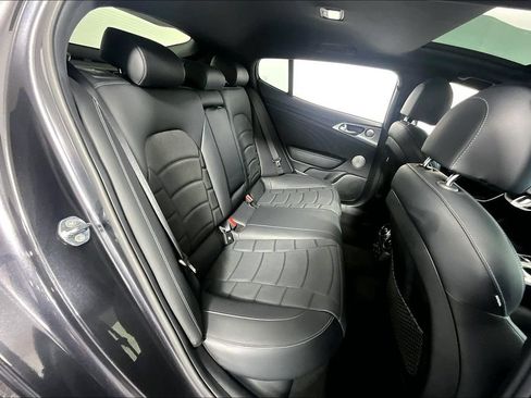 Used 2023 Kia Stinger GT2 RWD image 27