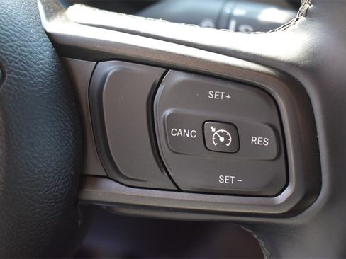 Used 2021 Jeep Wrangler Unlimited Sport image 25