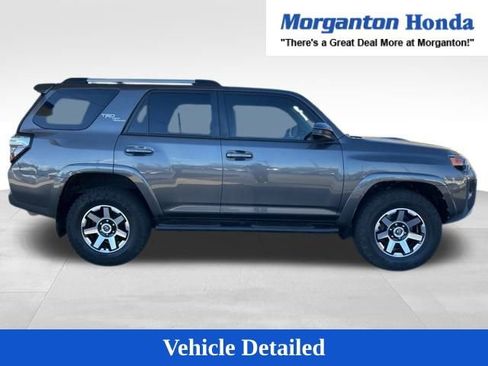 Used 2017 Toyota 4Runner TRD Off-Road image 10