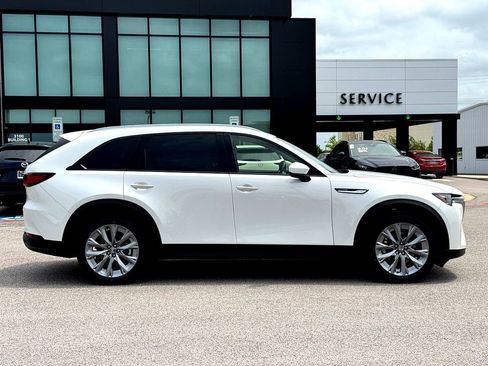 New 2026 MAZDA CX-90 3.3 Turbo w/ Preferred Package AWD/4WD image 9