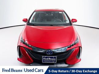 Used 2022 Toyota Prius Prime LE video 2