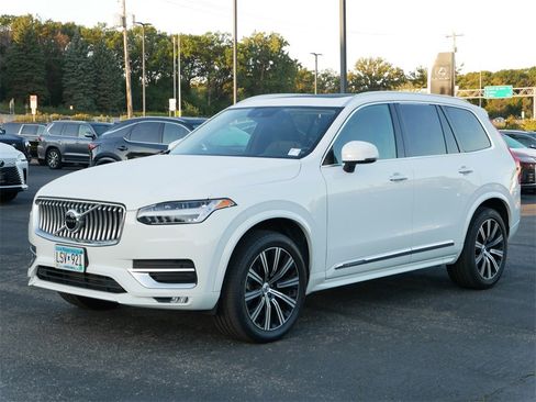 Used 2020 Volvo XC90 T6 Inscription image 2