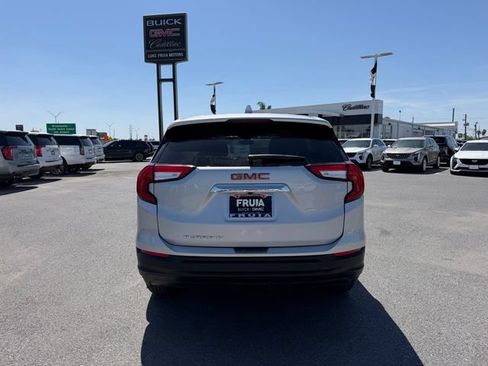 Used 2022 GMC Terrain SLE FWD image 6