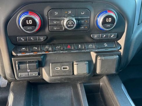 Used 2020 GMC Sierra 1500 SLT AWD/4WD image 34