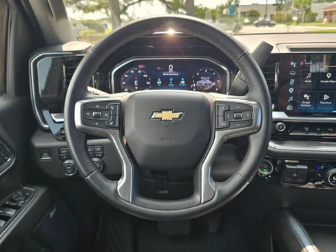 Used 2024 Chevrolet Silverado 2500 LTZ w/ LTZ Premium Package AWD/4WD image 14