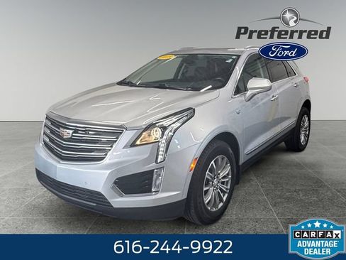 Used 2018 Cadillac XT5 Luxury w/ Driver Awareness Package AWD/4WD image 10