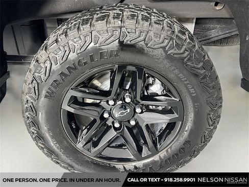 Used 2024 Chevrolet Silverado 1500 LT Trail Boss w/ Protection Package image 31