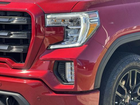Used 2021 GMC Sierra 1500 Elevation w/ Preferred Package image 6