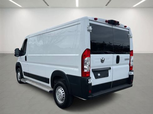 Used 2025 RAM ProMaster 2500 w/ U-Haul Equipment Group FWD image 4