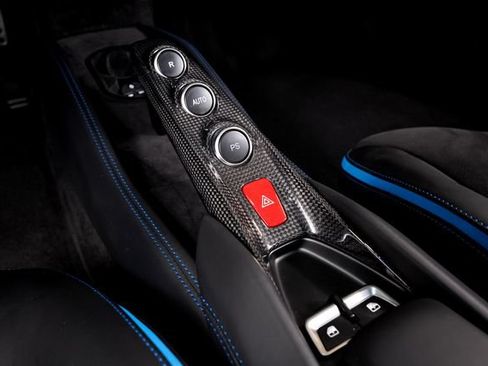 Certified 2022 Ferrari F8 Tributo RWD image 49