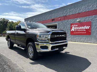 Used 2024 RAM 2500 Tradesman w/ Chrome Appearance Group