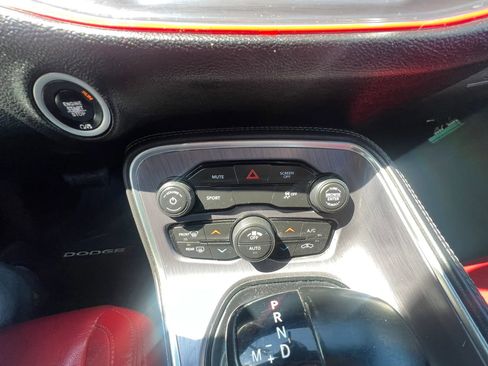 Used 2018 Dodge Challenger SXT RWD image 23