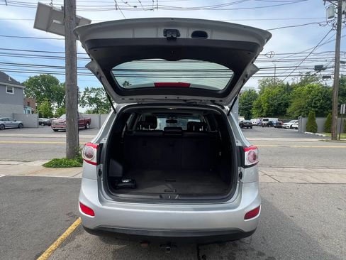Used 2011 Hyundai Santa Fe Limited AWD/4WD image 9