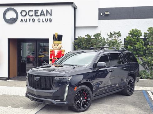 Used 2021 Cadillac Escalade Sport w/ Driver Assist Tech Package image 1