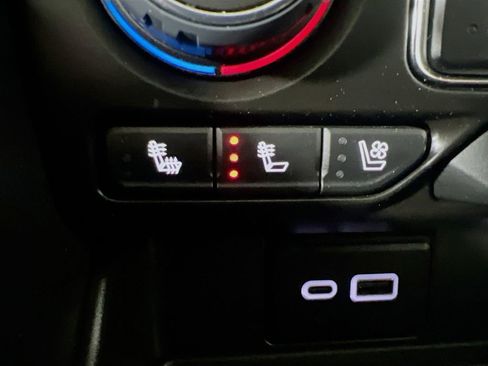 Certified 2024 Chevrolet Suburban Premier w/ Premium Package image 20