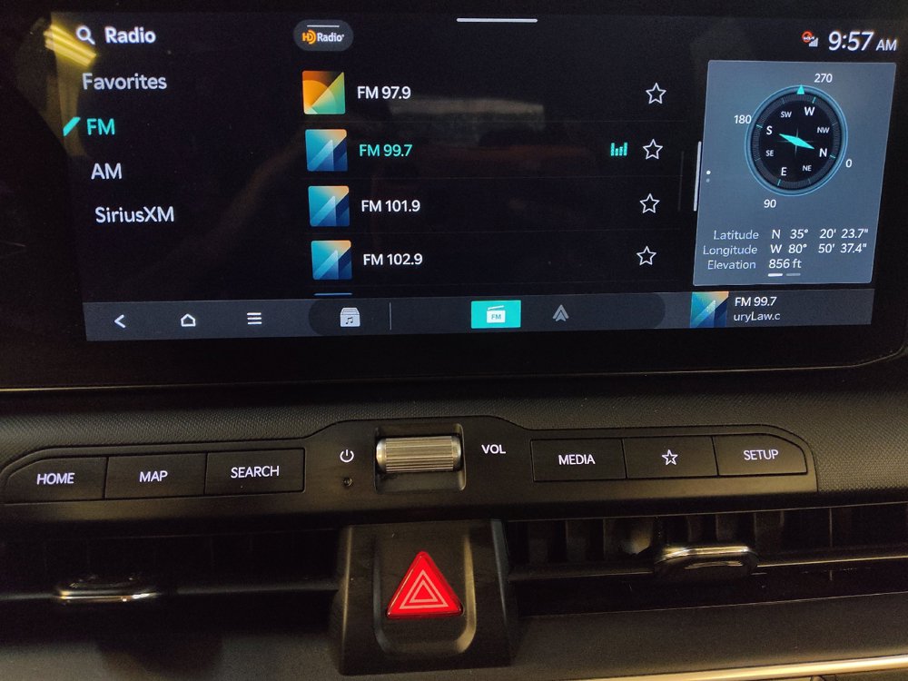 Used 2025 Kia K4 FWD image 25