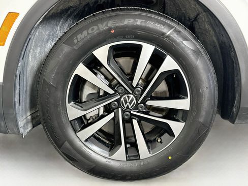 Used 2024 Volkswagen Tiguan S FWD image 11