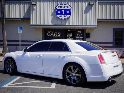 Used 2013 Chrysler 300 SRT8 w/ Leather Interior Group image 6