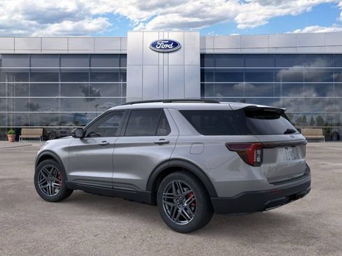 New 2026 Ford Explorer ST-Line w/ ST-Line Street Pack AWD/4WD image 4