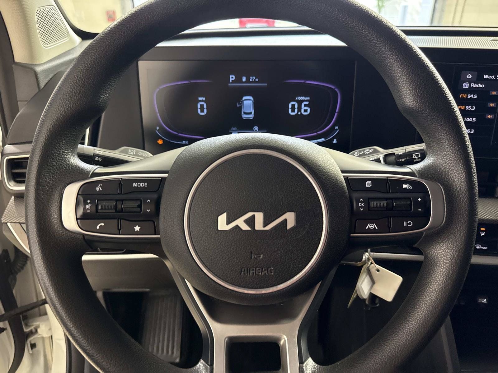 Used 2025 Kia Sportage LX FWD image 25