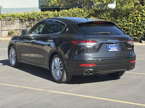 Used 2022 Maserati Levante GT image 4