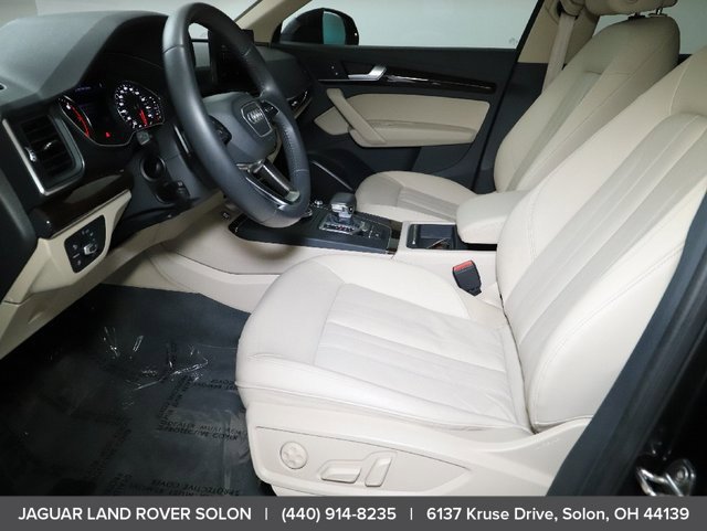 Used 2019 Audi Q5 2.0T Premium w/ Convenience Package AWD/4WD image 17