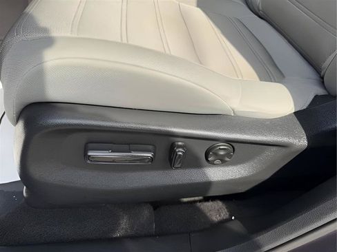 Used 2019 Honda CR-V EX image 23