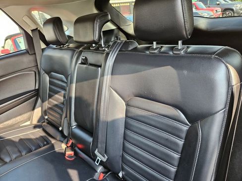 Used 2022 Ford Edge SEL image 23