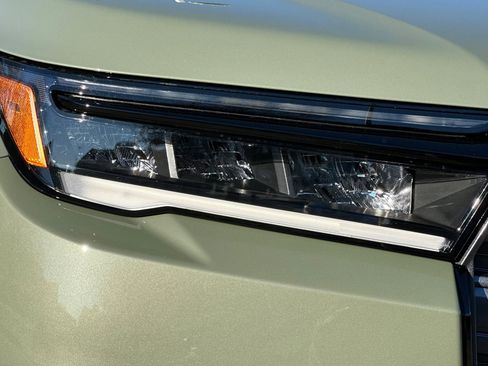 New 2026 Honda Pilot TrailSport image 10