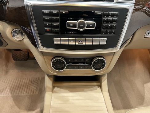 Used 2013 Mercedes-Benz ML 350 2WD image 42