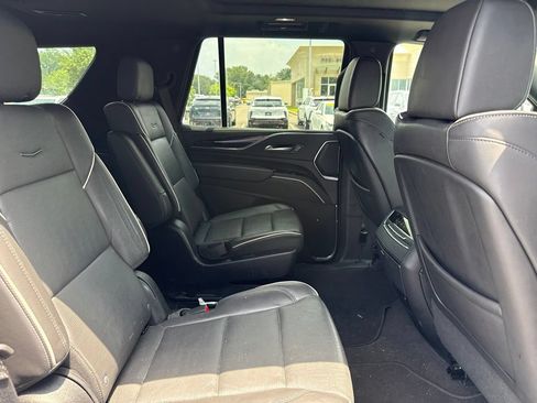 Used 2023 Cadillac Escalade Sport RWD image 13