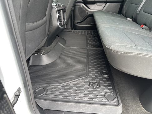 Used 2022 RAM 1500 Big Horn AWD/4WD image 44