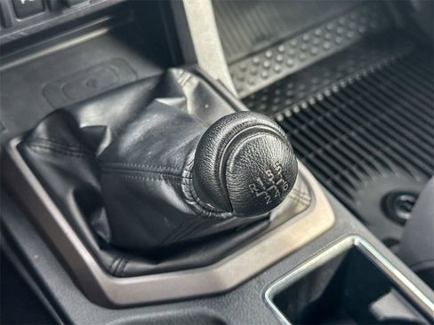 Used 2019 Toyota Tacoma TRD Off-Road image 34