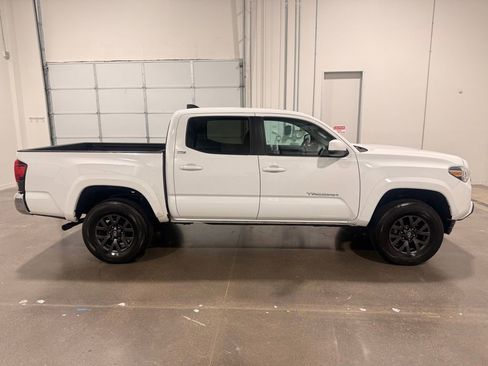 Used 2023 Toyota Tacoma SR5 image 4