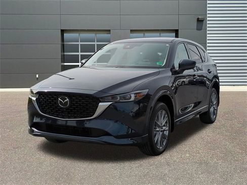 New 2025 MAZDA CX-5 AWD 2.5 S w/ Premium Plus Pkg image 3