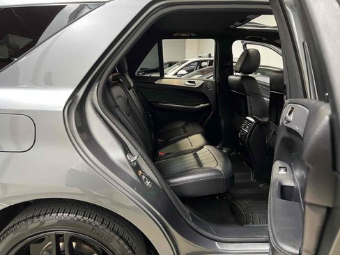 Used 2019 Mercedes-Benz GLE 43 AMG 4MATIC image 37