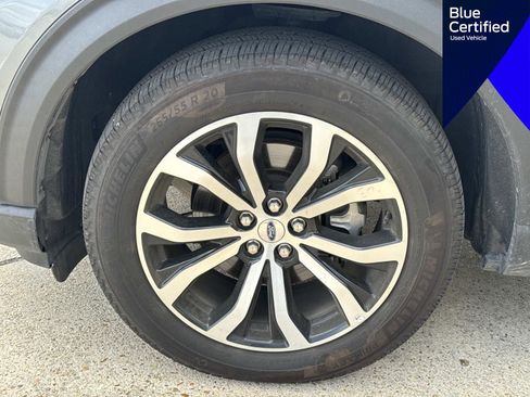 Certified 2025 Ford Explorer ST-Line image 6