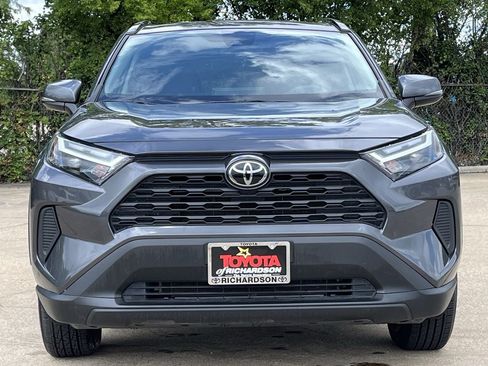 Used 2025 Toyota RAV4 XLE FWD image 7